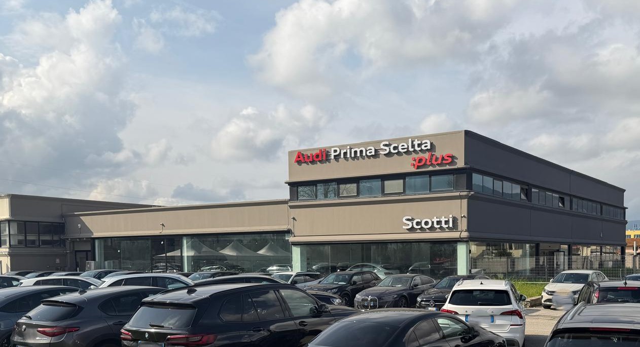 Concessionaria Audi Cascina