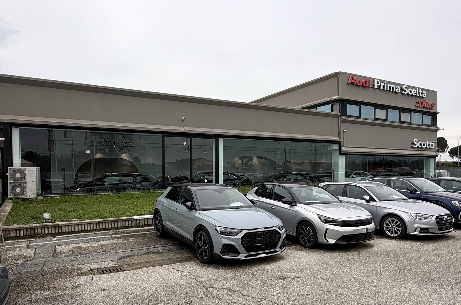 Concessionaria Audi Cascina